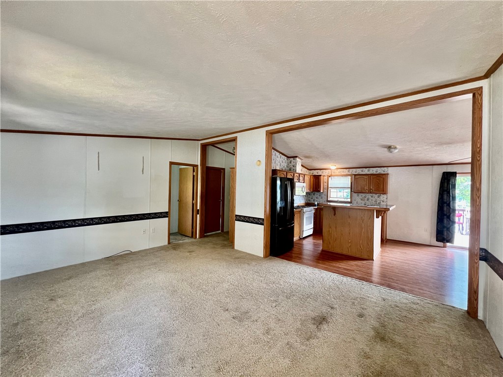 401 Maple Street