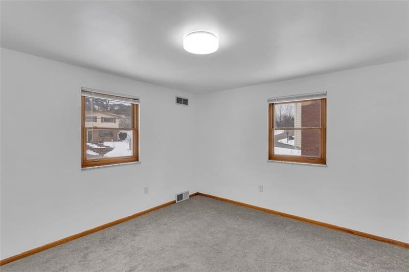 1209 Holy Cross Dr, Monroeville, Pennsylvania image 24