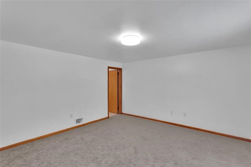 1209 Holy Cross Dr, Monroeville, Pennsylvania image 23