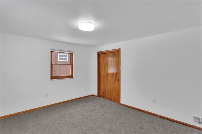 1209 Holy Cross Dr, Monroeville, Pennsylvania image 25