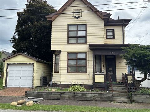 Photo of 2207 7th Avenue Rear, Beaver Falls, PA 15010 (MLS # 1726483)