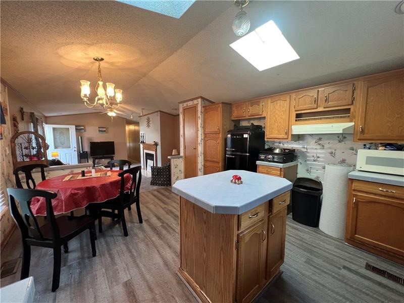 502 6th Ave, Sutersville, Pennsylvania image 8