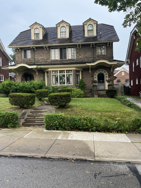 Photo 1 of 24 of 1406 N Highland Ave house