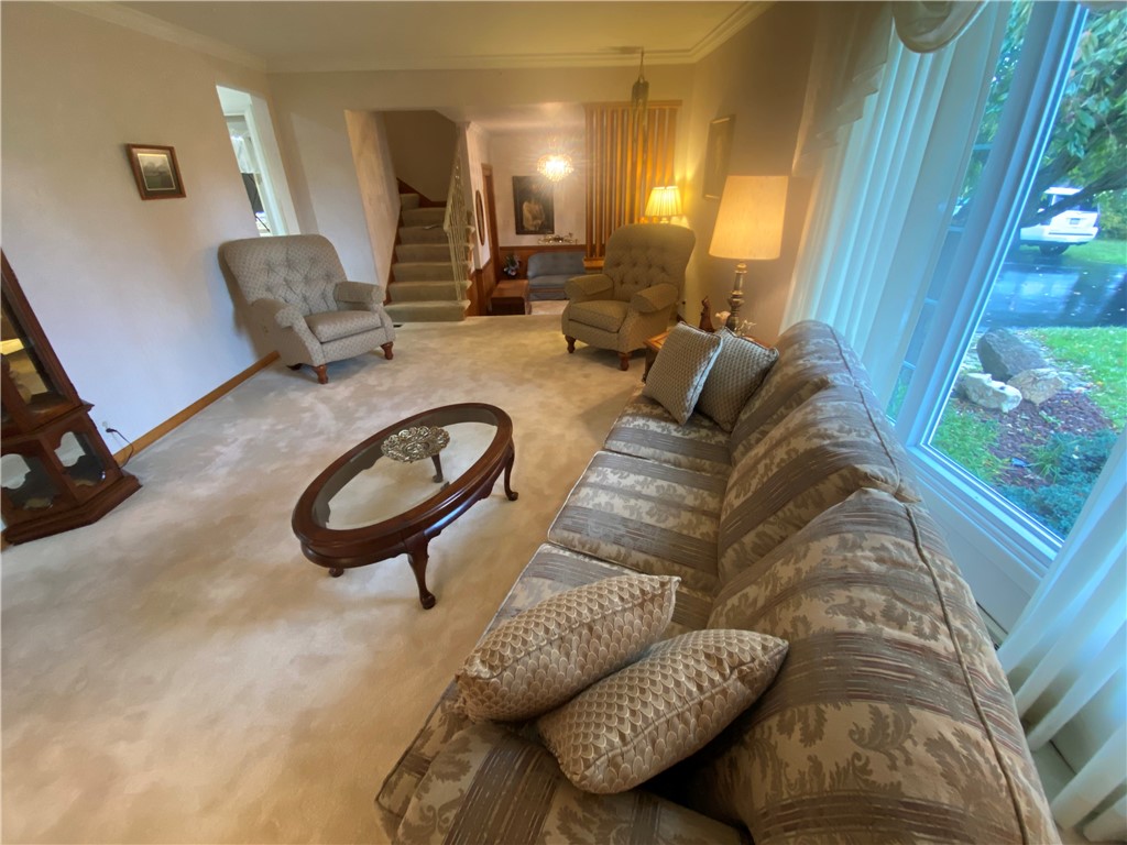 West Salem Twp, Pennsylvania 16125, United States, 4 Bedrooms Bedrooms, ,3 BathroomsBathrooms,Residential,Contingent,38663