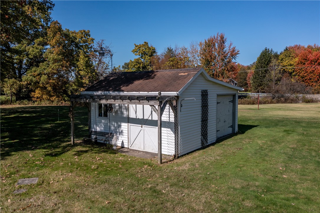 West Salem Twp, Pennsylvania 16125, United States, 4 Bedrooms Bedrooms, ,3 BathroomsBathrooms,Residential,Contingent,38663
