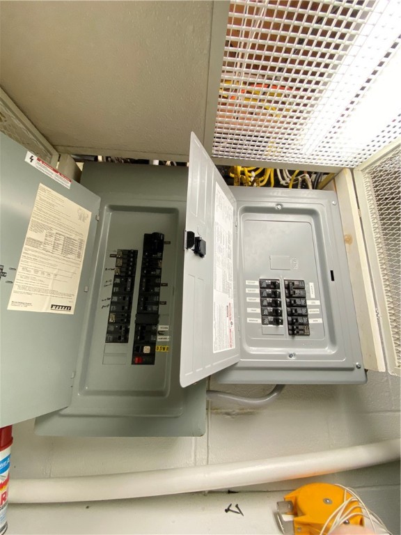 West Salem Twp, Pennsylvania 16125, United States, 4 Bedrooms Bedrooms, ,3 BathroomsBathrooms,Residential,Contingent,38663