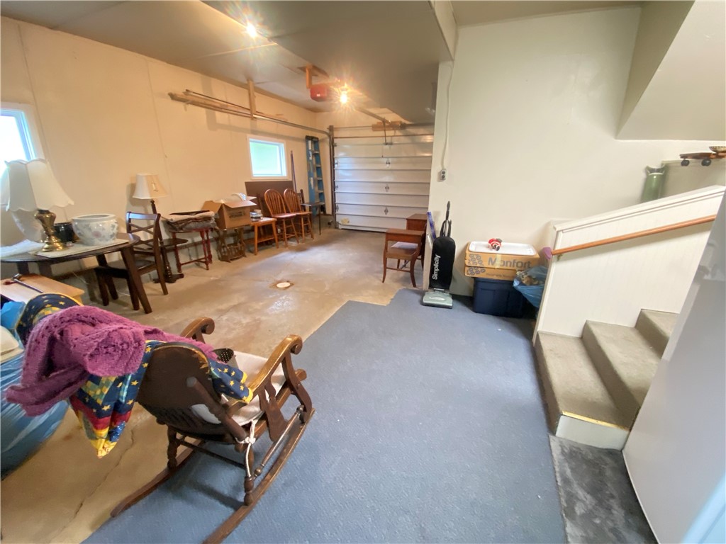 West Salem Twp, Pennsylvania 16125, United States, 4 Bedrooms Bedrooms, ,3 BathroomsBathrooms,Residential,Contingent,38663