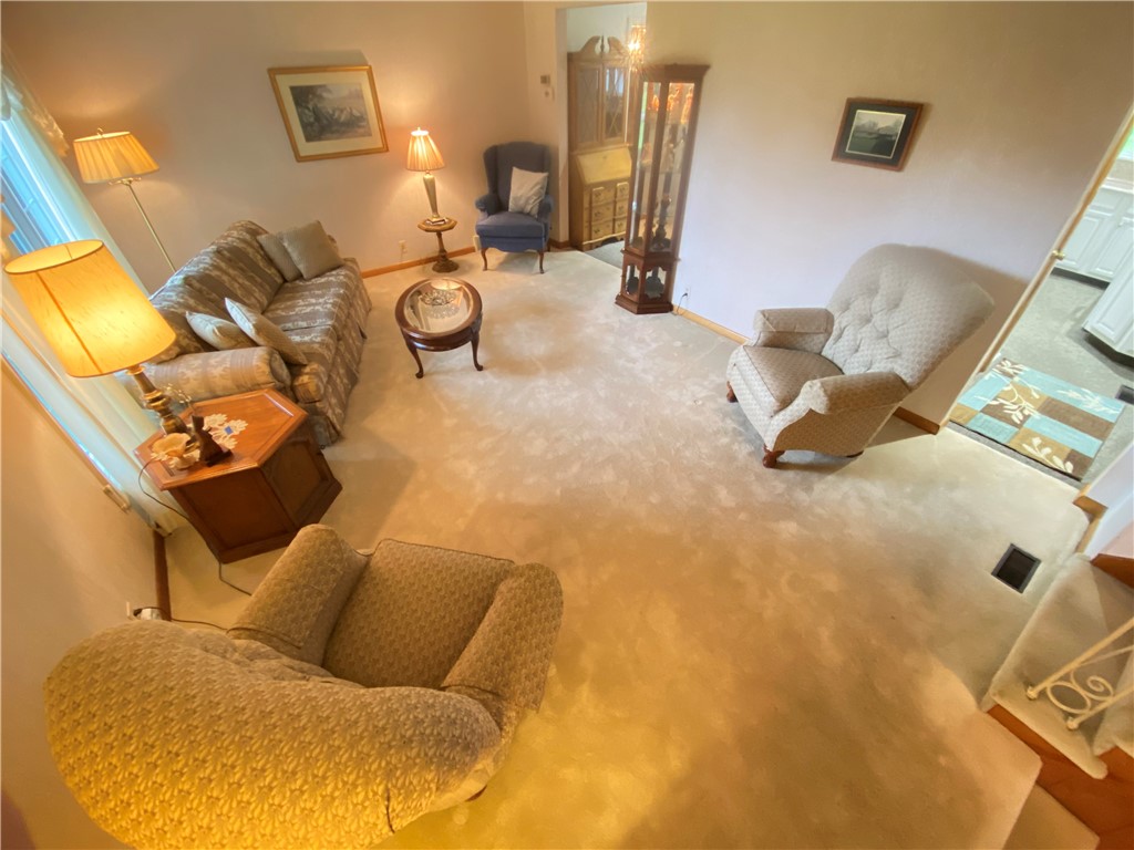 West Salem Twp, Pennsylvania 16125, United States, 4 Bedrooms Bedrooms, ,3 BathroomsBathrooms,Residential,Contingent,38663