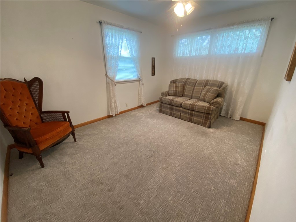 West Salem Twp, Pennsylvania 16125, United States, 4 Bedrooms Bedrooms, ,3 BathroomsBathrooms,Residential,Contingent,38663