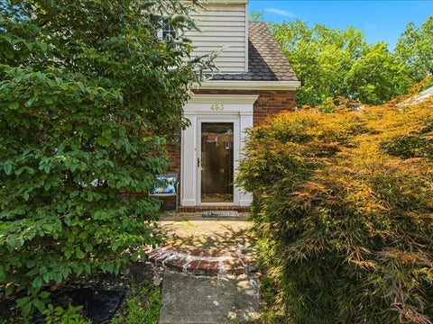 Photo of 496 Parkview Dr, Pittsburgh, PA 15243 (MLS # 1763202)