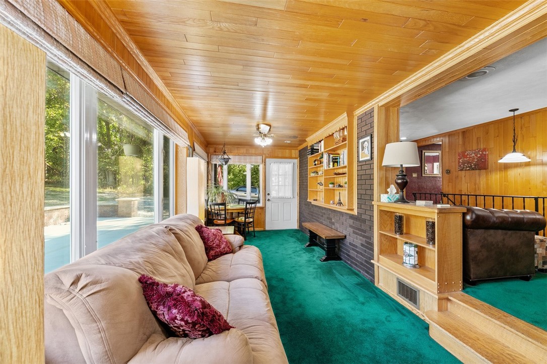 Murrysville, Pennsylvania 15632, United States, 4 Bedrooms Bedrooms, ,3 BathroomsBathrooms,Residential,Active,200271