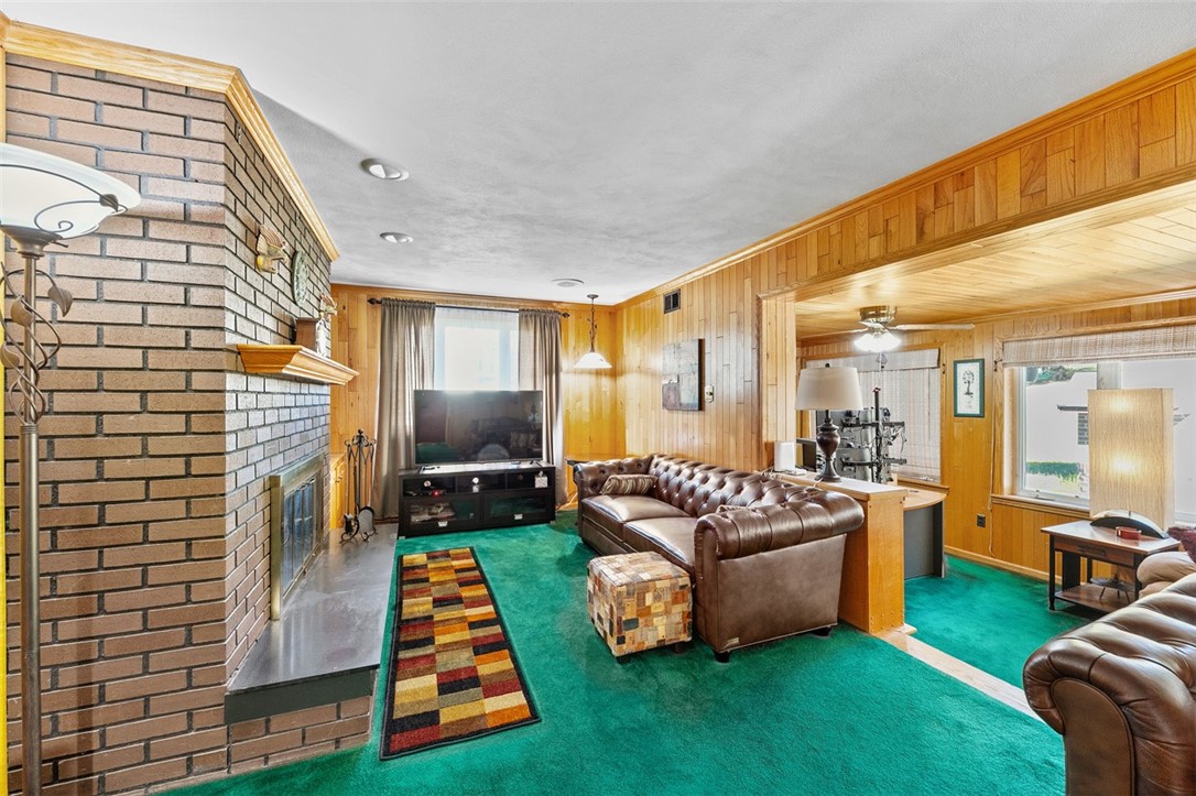 Murrysville, Pennsylvania 15632, United States, 4 Bedrooms Bedrooms, ,3 BathroomsBathrooms,Residential,Active,200271