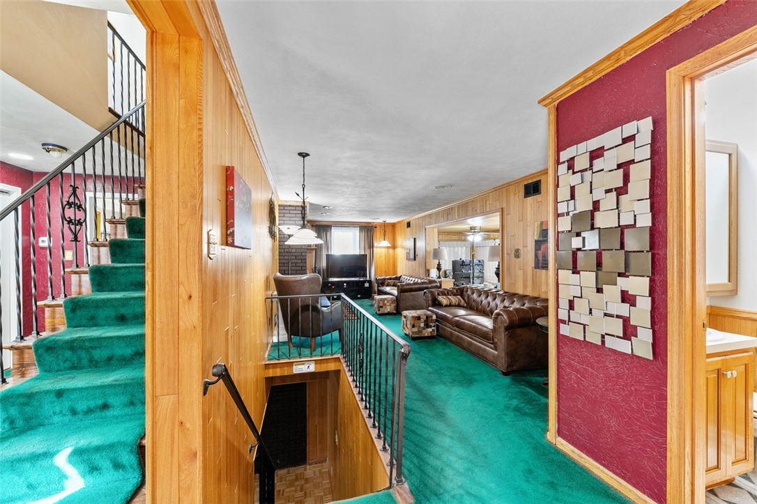 Murrysville, Pennsylvania 15632, United States, 4 Bedrooms Bedrooms, ,3 BathroomsBathrooms,Residential,Active,200271