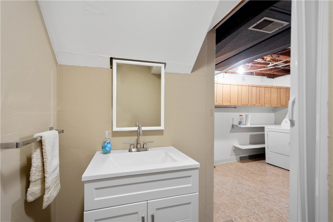 4301 Seton St, Whitehall, Pennsylvania image 26