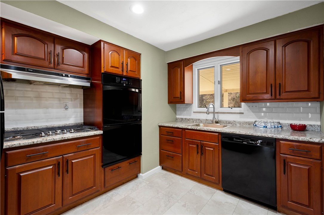4301 Seton St, Whitehall, Pennsylvania image 11