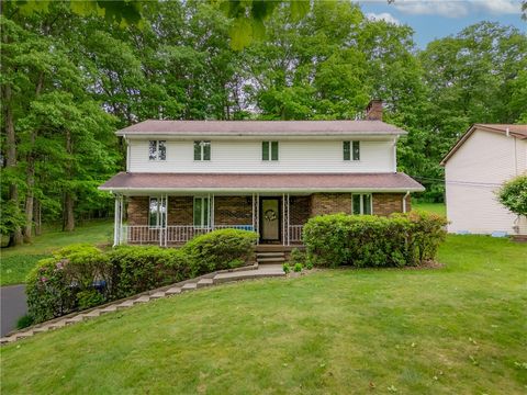 Photo of 454 Cherokee Dr, Butler, PA 16001 (MLS # 1743465)