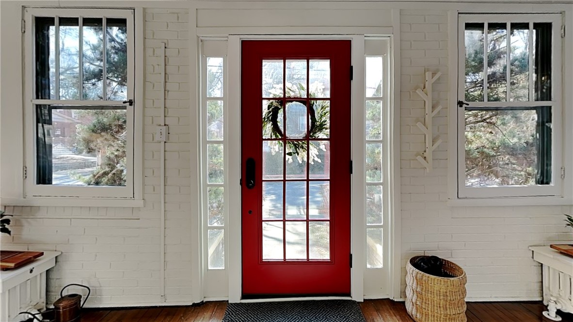 Mt. Lebanon, Pennsylvania 15216, United States, 4 Bedrooms Bedrooms, ,3 BathroomsBathrooms,Residential,Contingent,88148