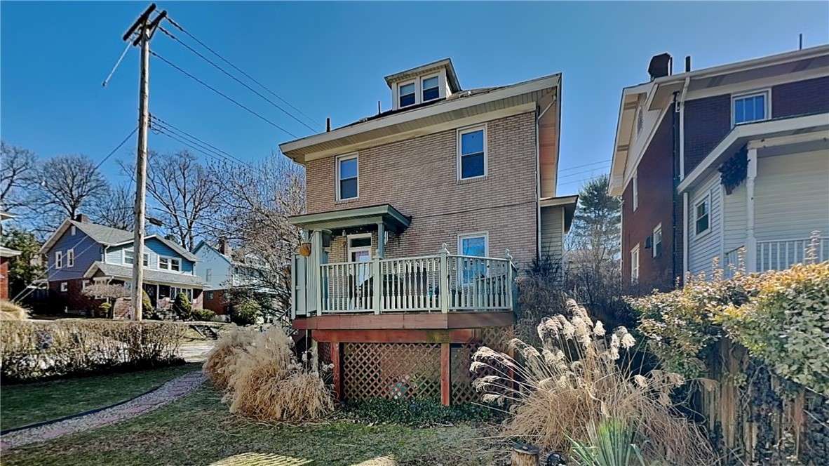 Mt. Lebanon, Pennsylvania 15216, United States, 4 Bedrooms Bedrooms, ,3 BathroomsBathrooms,Residential,Contingent,88148