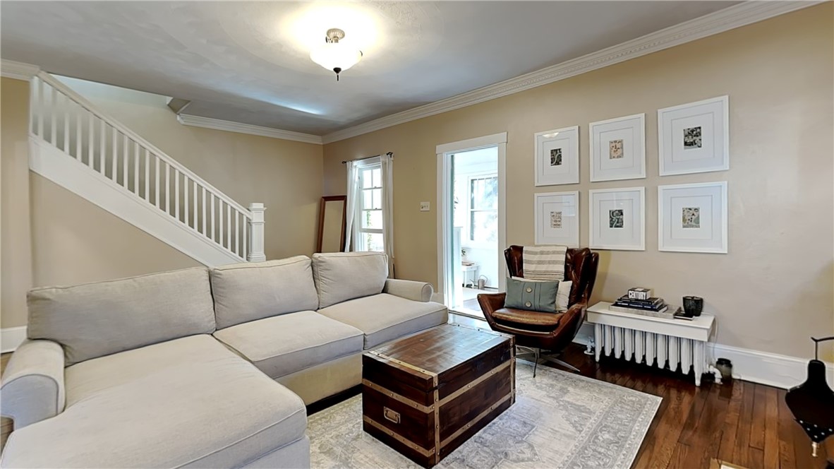 Mt. Lebanon, Pennsylvania 15216, United States, 4 Bedrooms Bedrooms, ,3 BathroomsBathrooms,Residential,Contingent,88148