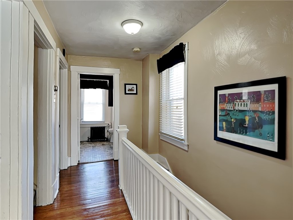 Mt. Lebanon, Pennsylvania 15216, United States, 4 Bedrooms Bedrooms, ,3 BathroomsBathrooms,Residential,Contingent,88148