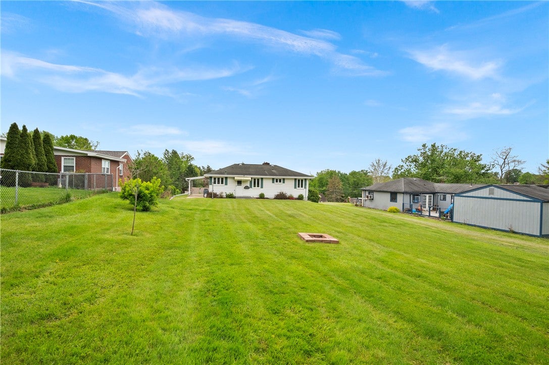 449 Thompsonville Rd