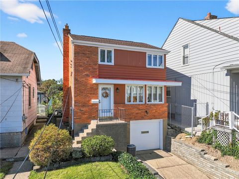 Photo of 125 Bronx Ave, Pittsburgh, PA 15229 (MLS # 1725113)