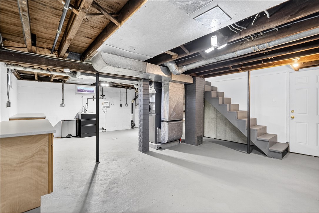 Monaca, Pennsylvania 15061, United States, 2 Bedrooms Bedrooms, ,1 BathroomBathrooms,Residential,Active,196099