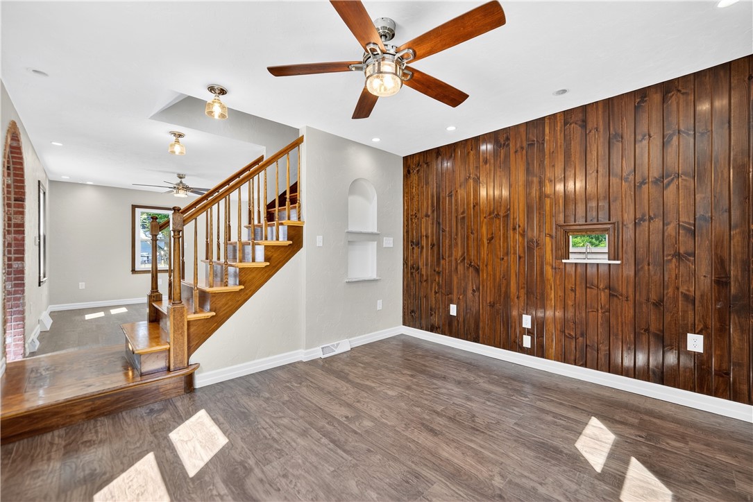 Monaca, Pennsylvania 15061, United States, 2 Bedrooms Bedrooms, ,1 BathroomBathrooms,Residential,Active,196099