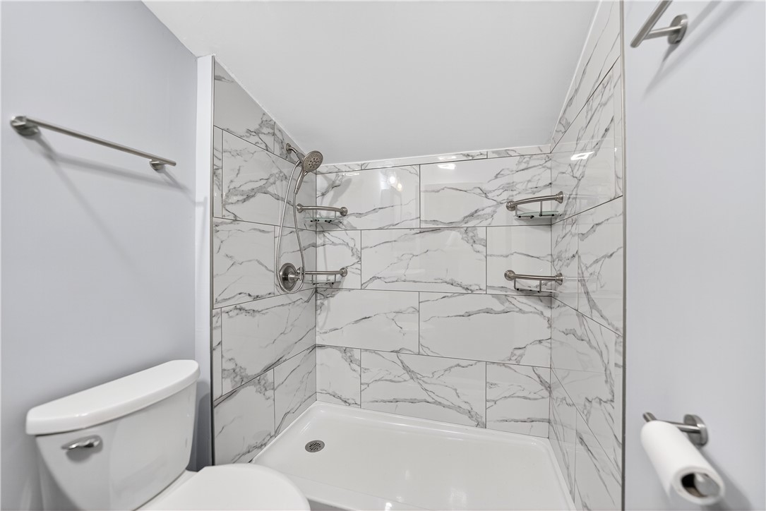 Monaca, Pennsylvania 15061, United States, 2 Bedrooms Bedrooms, ,1 BathroomBathrooms,Residential,Active,196099