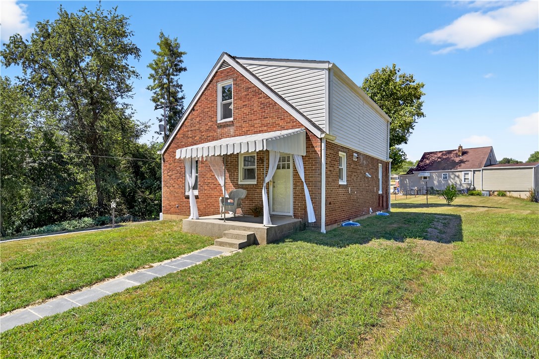 Monaca, Pennsylvania 15061, United States, 2 Bedrooms Bedrooms, ,1 BathroomBathrooms,Residential,Active,196099