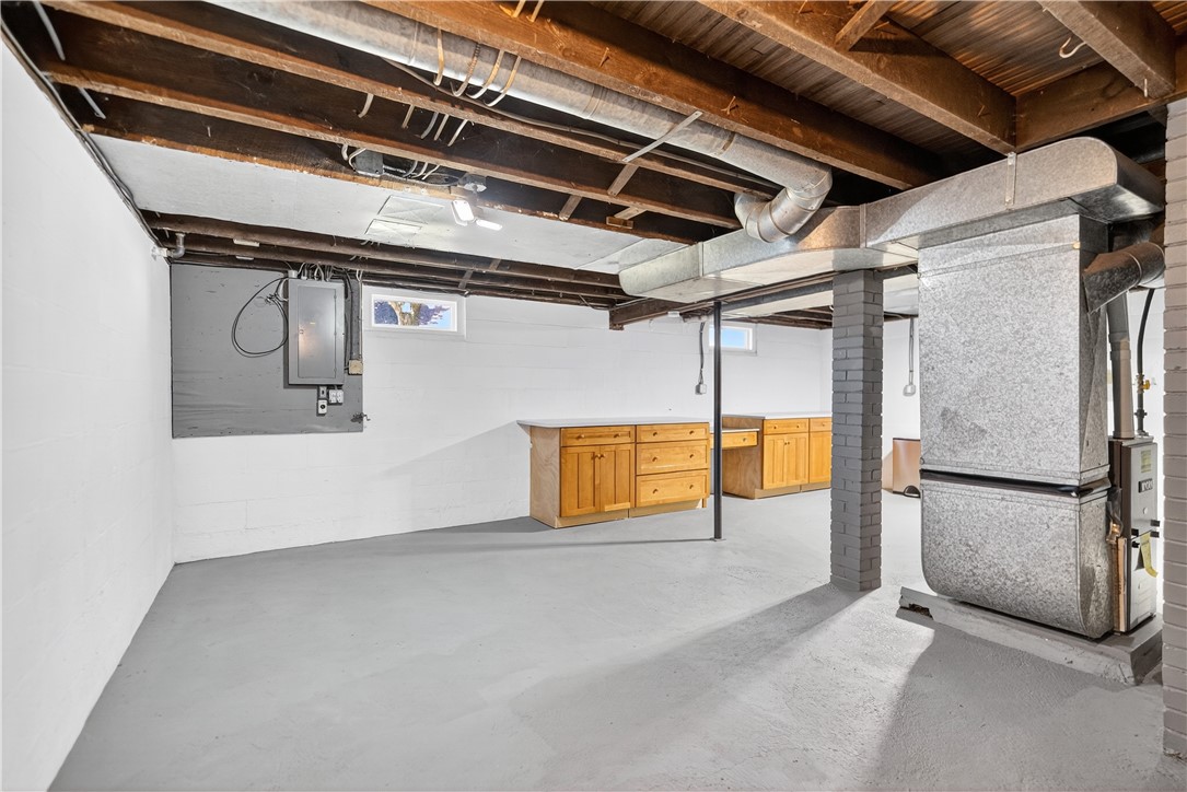 Monaca, Pennsylvania 15061, United States, 2 Bedrooms Bedrooms, ,1 BathroomBathrooms,Residential,Active,196099