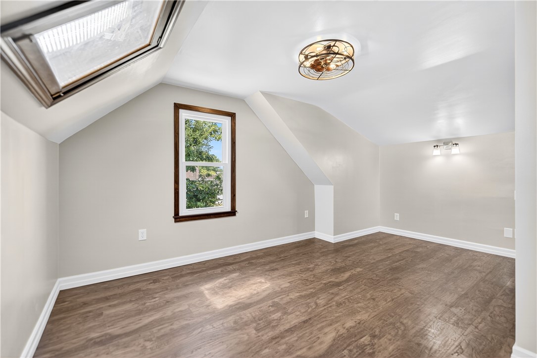 Monaca, Pennsylvania 15061, United States, 2 Bedrooms Bedrooms, ,1 BathroomBathrooms,Residential,Active,196099