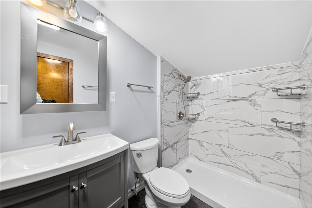 Monaca, Pennsylvania 15061, United States, 2 Bedrooms Bedrooms, ,1 BathroomBathrooms,Residential,Active,196099