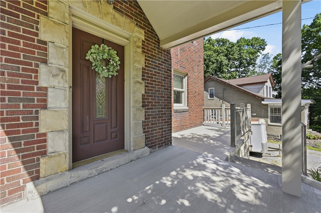 507 Thompson Run Rd