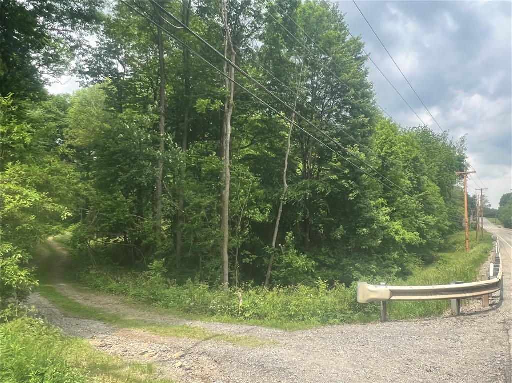 3007 Perry Hwy