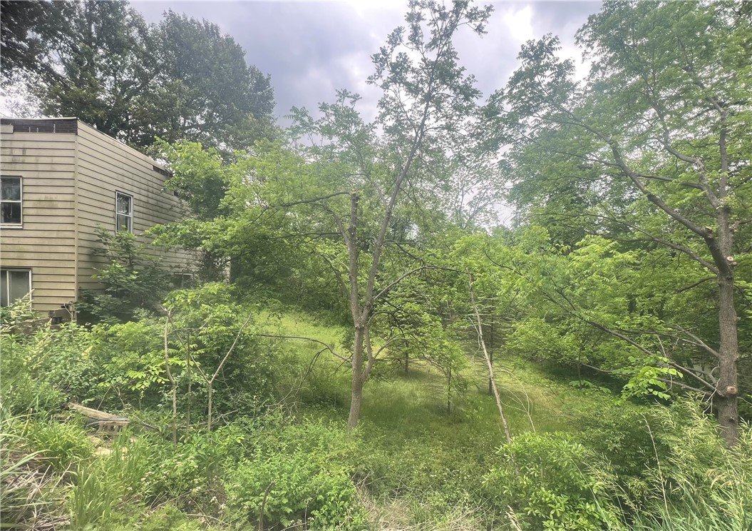 3007 Perry Hwy