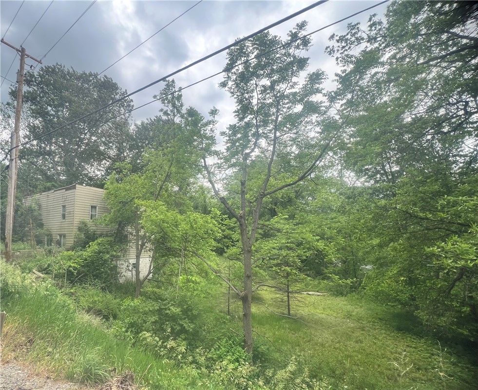 3007 Perry Hwy