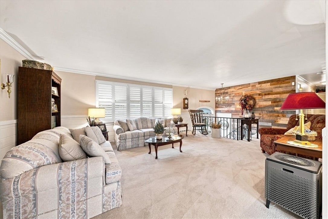 459 Troutwood Dr
