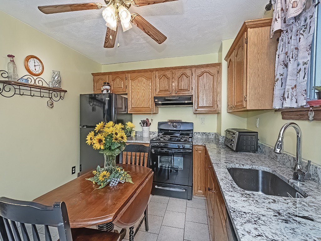 45 W Willock Rd Rd, Brentwood, Pennsylvania image 8