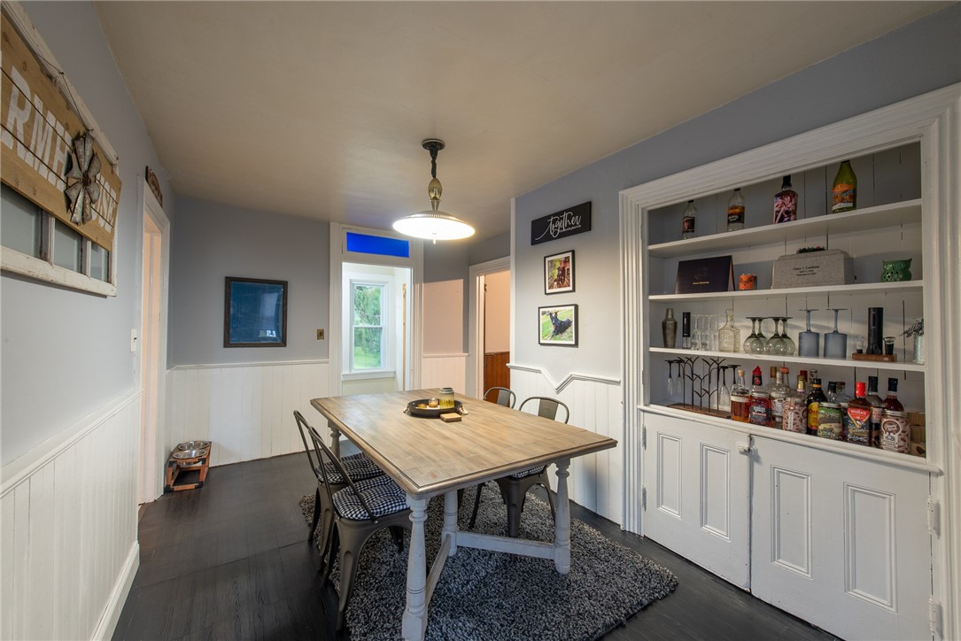 W Leechburg, Pennsylvania 15656, United States, 3 Bedrooms Bedrooms, ,1 BathroomBathrooms,Residential,Contingent,200549