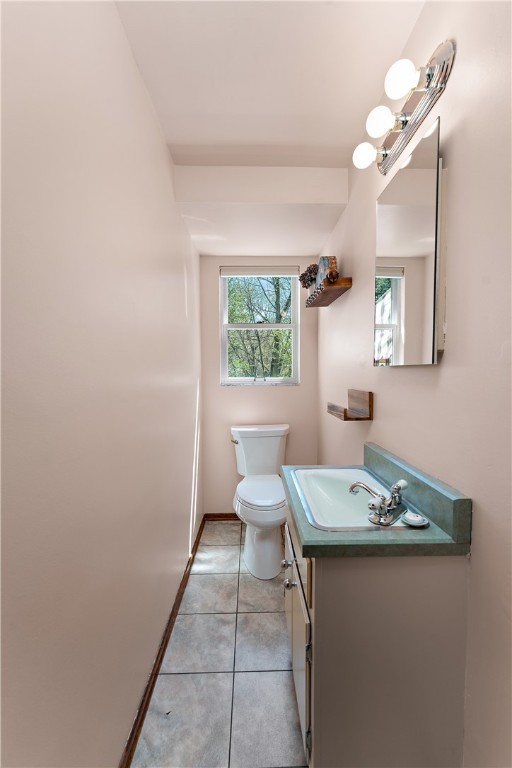 Ross Twp, Pennsylvania 15229, United States, 3 Bedrooms Bedrooms, ,2 BathroomsBathrooms,Residential,Contingent,119127