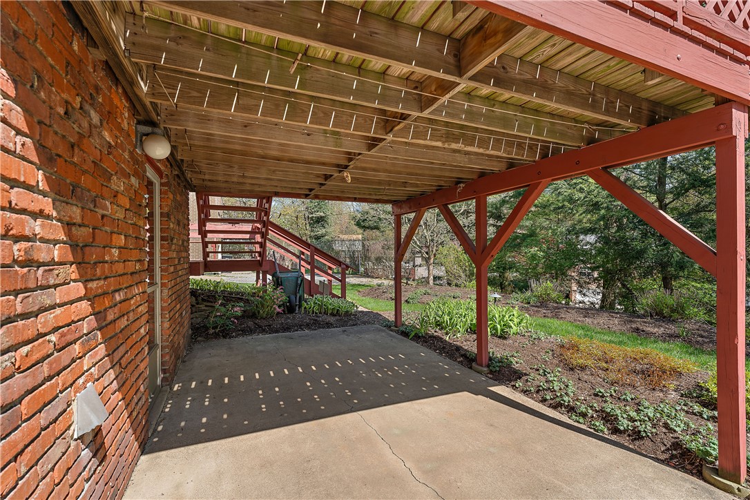 Ross Twp, Pennsylvania 15229, United States, 3 Bedrooms Bedrooms, ,2 BathroomsBathrooms,Residential,Contingent,119127