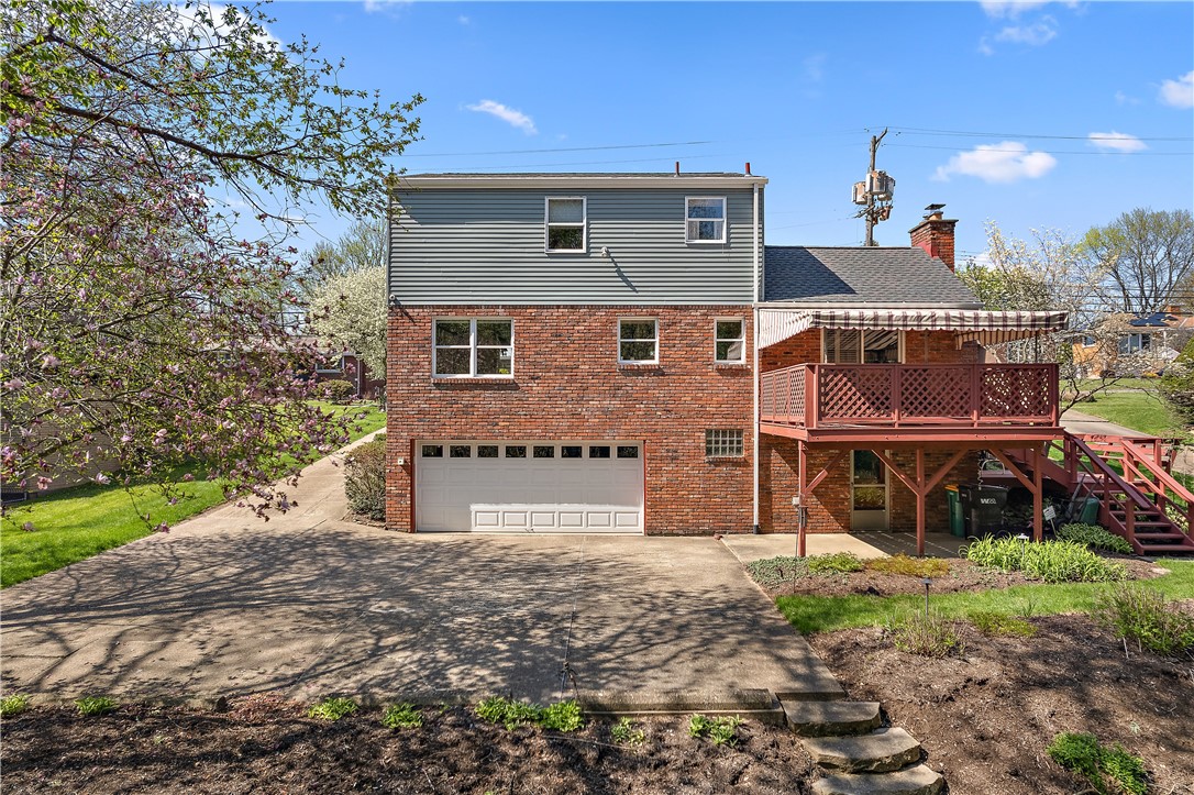 Ross Twp, Pennsylvania 15229, United States, 3 Bedrooms Bedrooms, ,2 BathroomsBathrooms,Residential,Contingent,119127