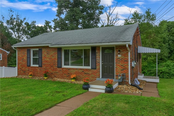 18 LONGVUE CIR, AMBRIDGE, PA 15003 - Image 74e3daa90b4e2b25ff137f0d4d478f6b/383082079