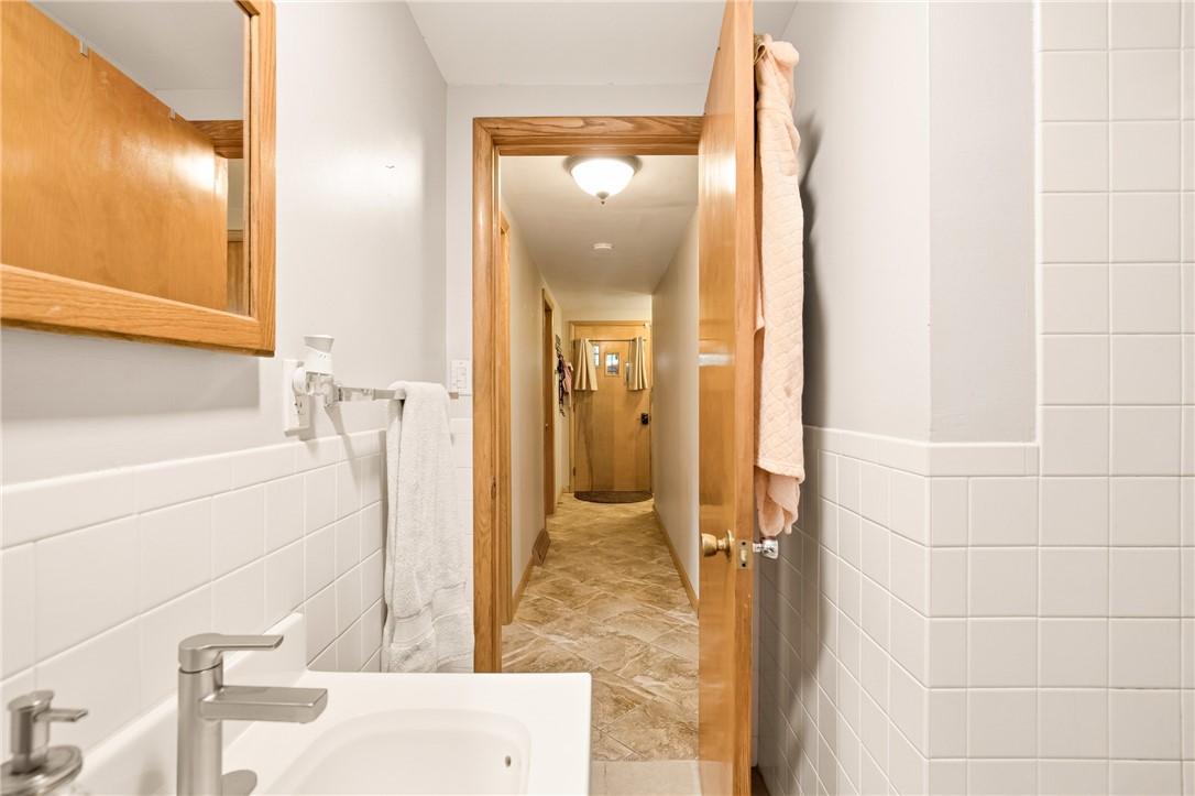 Berlin, Pennsylvania 15530, United States, 2 Bedrooms Bedrooms, ,1 BathroomBathrooms,Residential,Active,228122