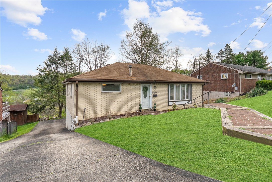 935 Broglie Dr, South Park, Pennsylvania image 1