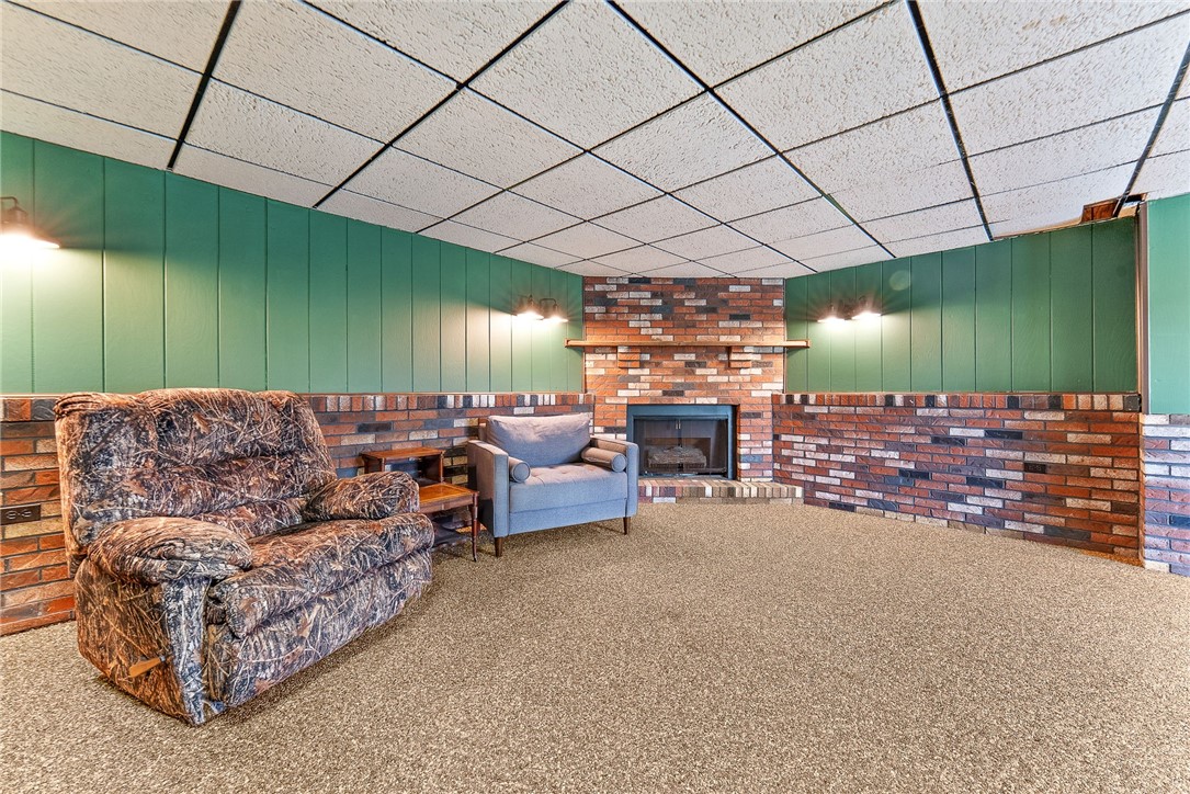 935 Broglie Dr, South Park, Pennsylvania image 22