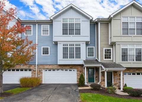 Photo of 3844 Goldie Ln, Murrysville, PA 15668 (MLS # 1731526)