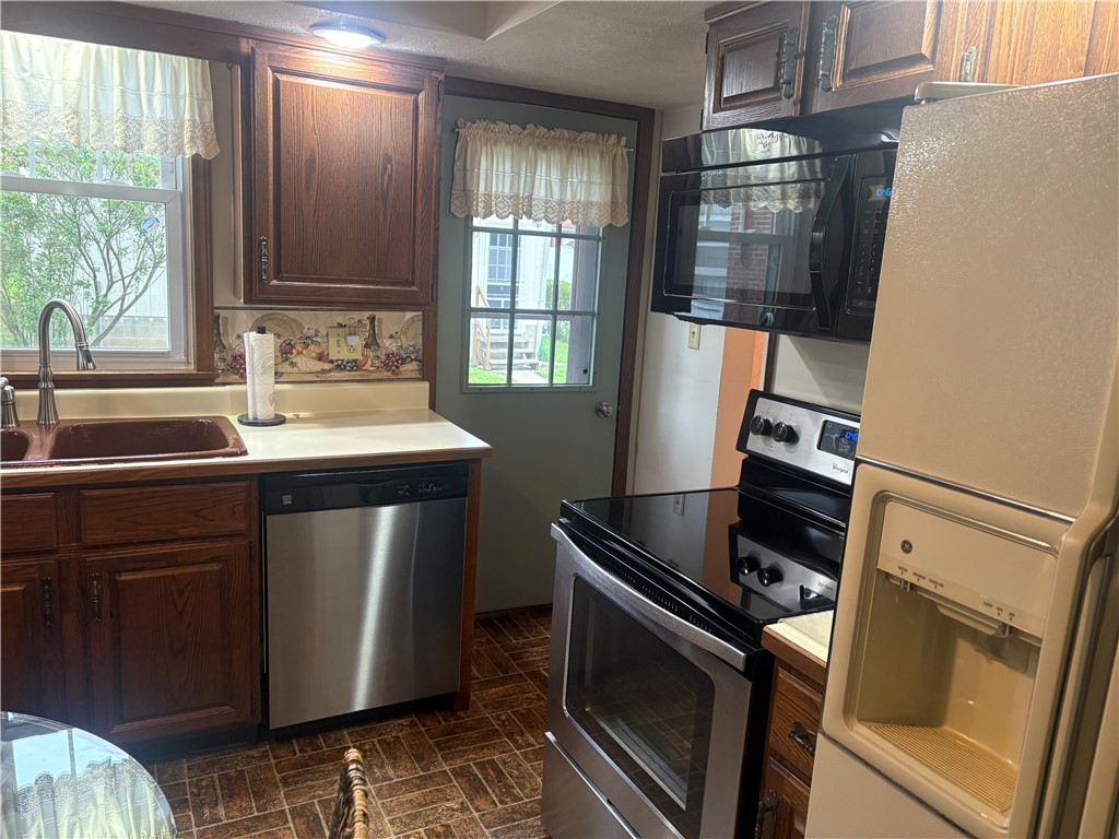 203 Spruce Ave. Ave, Sharon, Pennsylvania image 15