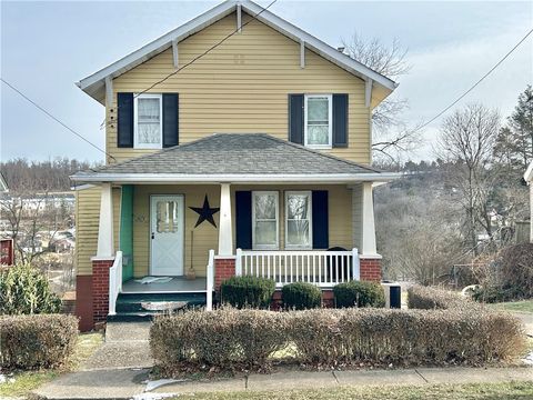 Photo of 203 Summit Ave, Canonsburg, PA 15317 (MLS # 1738348)